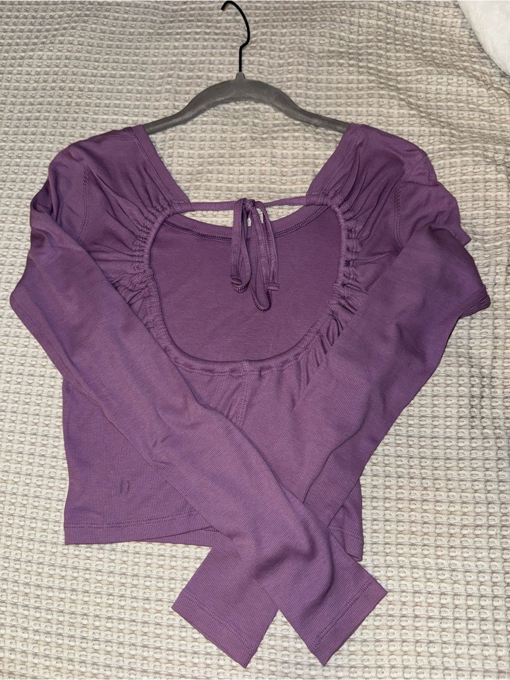 Lululemon Ribbed Knit Open Back Wisteria Purple Cropped Long Sleeve Top - Picture 7 of 7